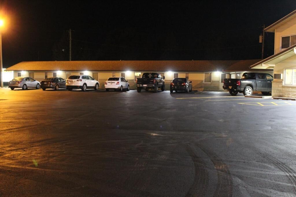 Budget Inn - Perrysburg