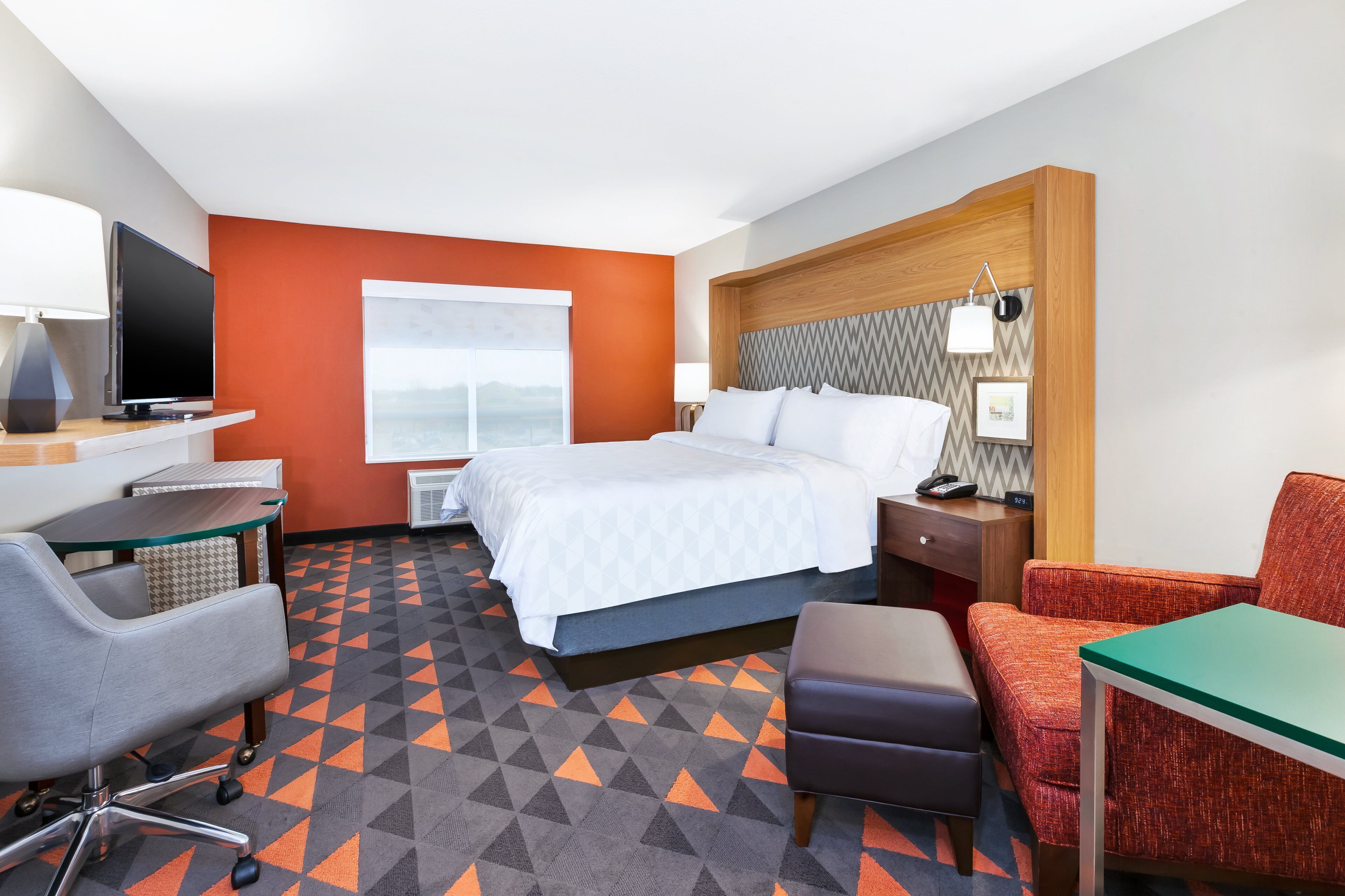 Holiday Inn & Suites Toledo Southwest - Perrysburg