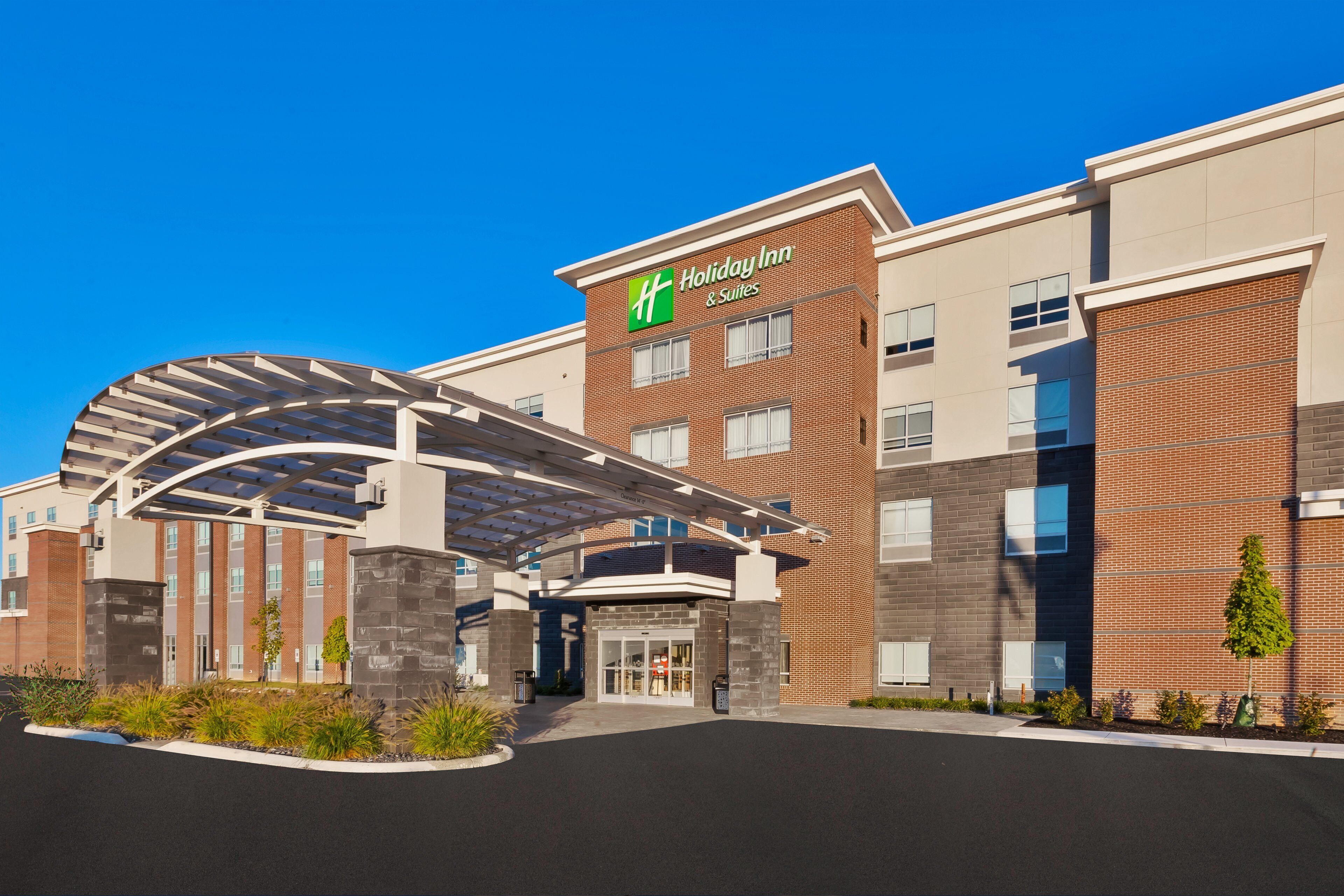 Holiday Inn & Suites Toledo Southwest - Perrysburg