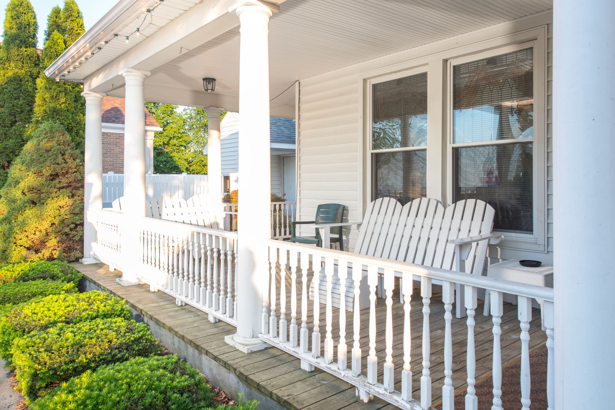 OurGuest Inn and Suites Downtown