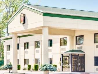 Super 8 by Wyndham Port Clinton