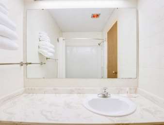 Super 8 by Wyndham Port Clinton