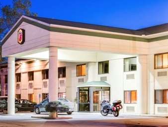 Super 8 by Wyndham Port Clinton