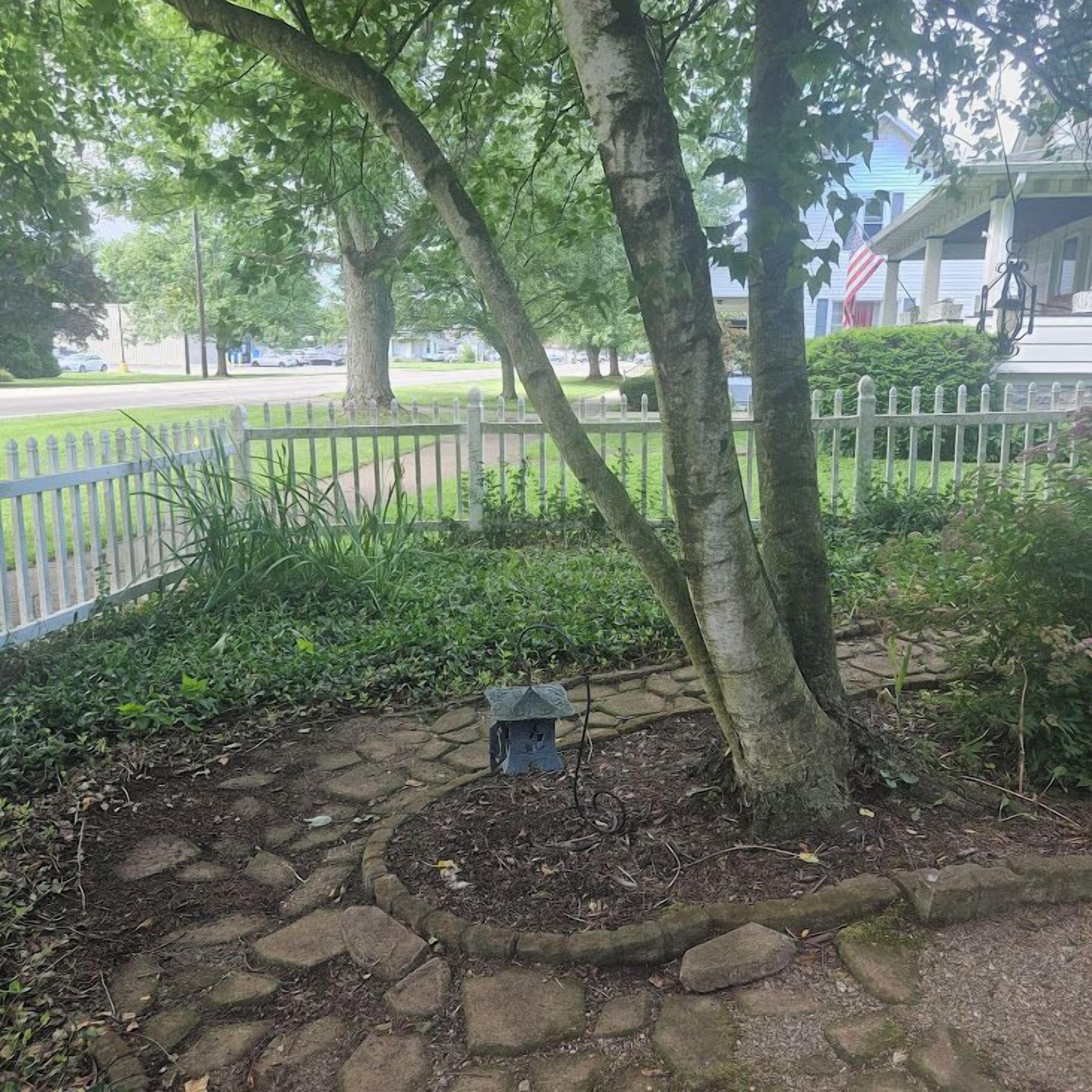 1873 Victorian Rose B & B