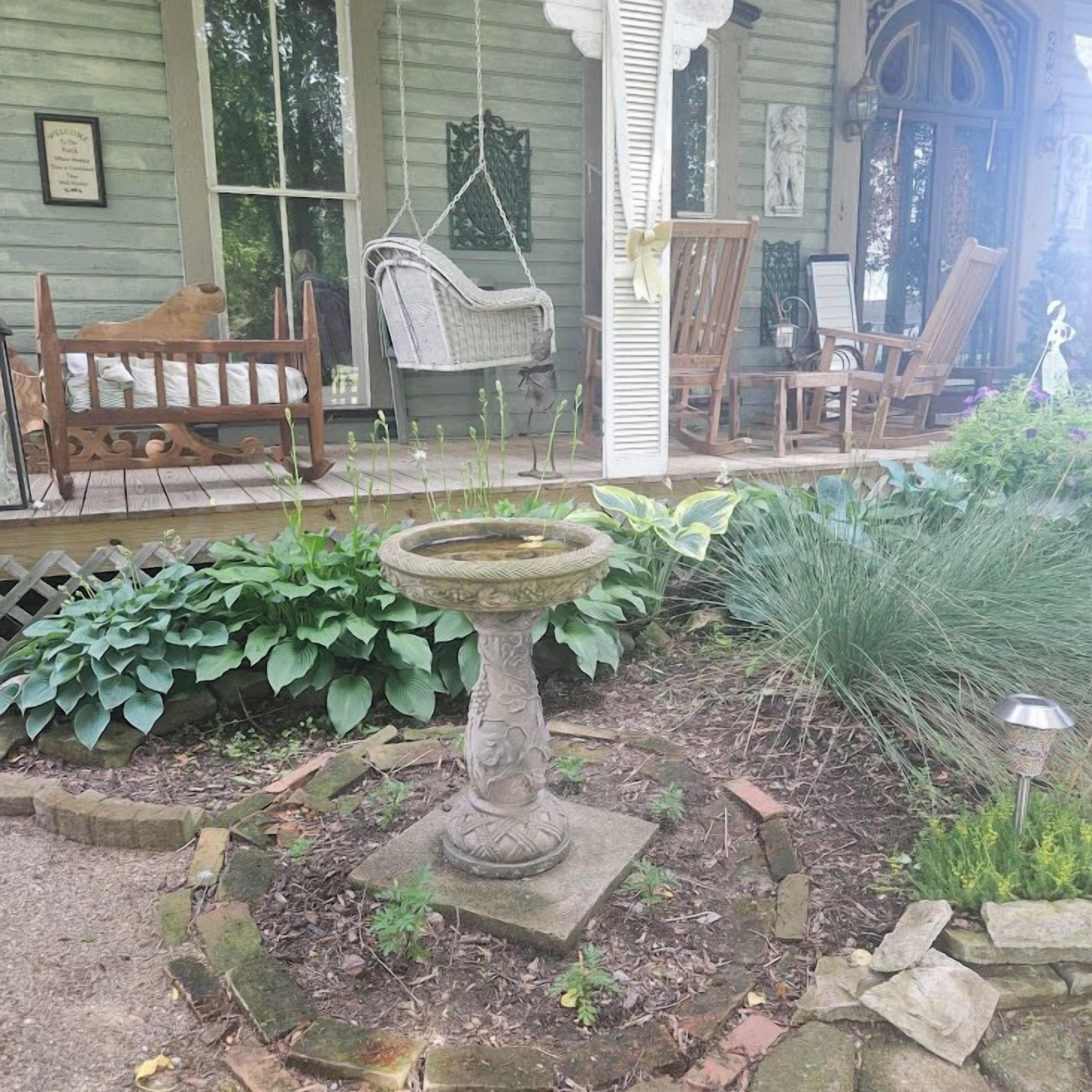 1873 Victorian Rose B & B