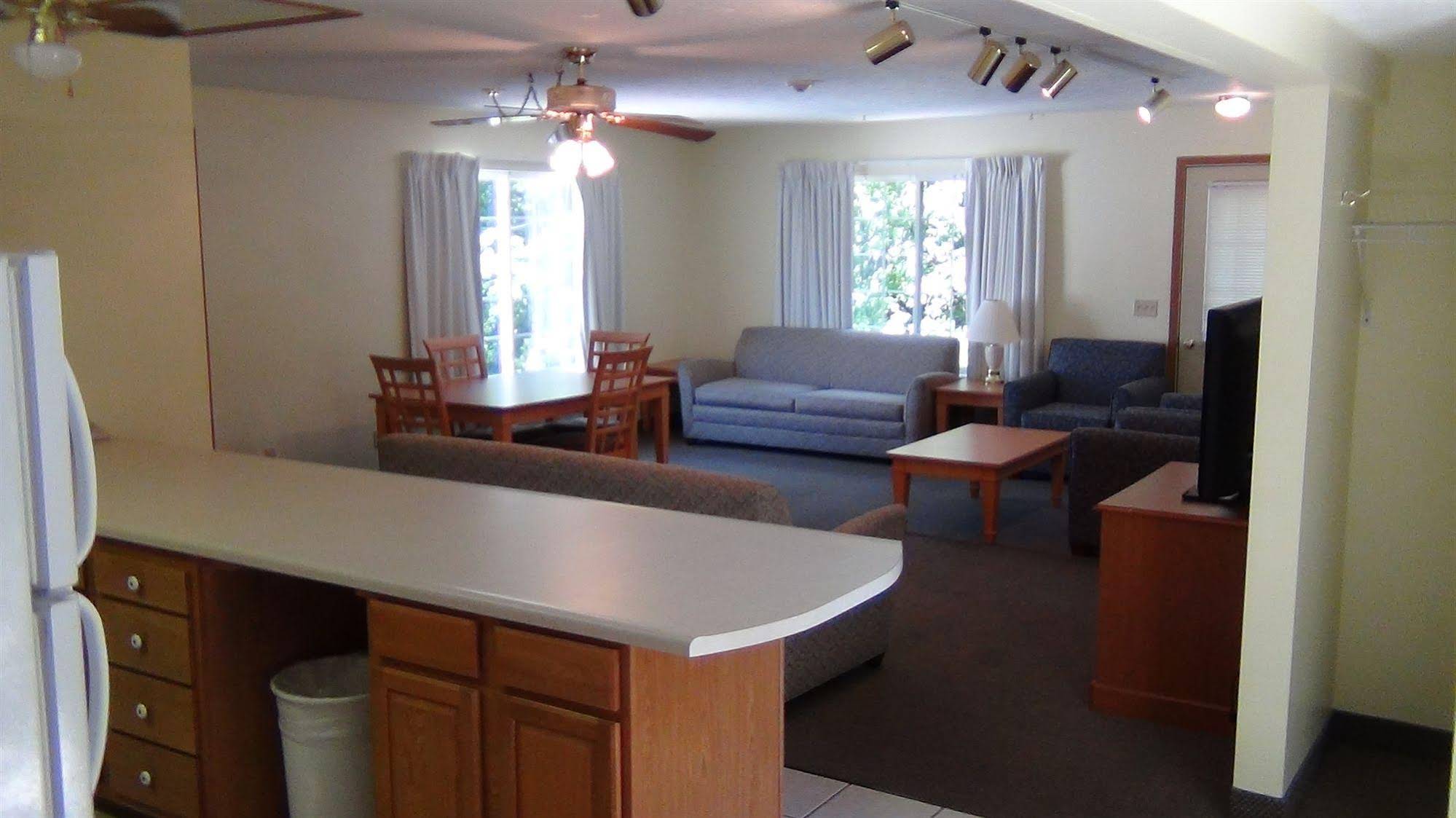 Bay Lodging Partners LLC