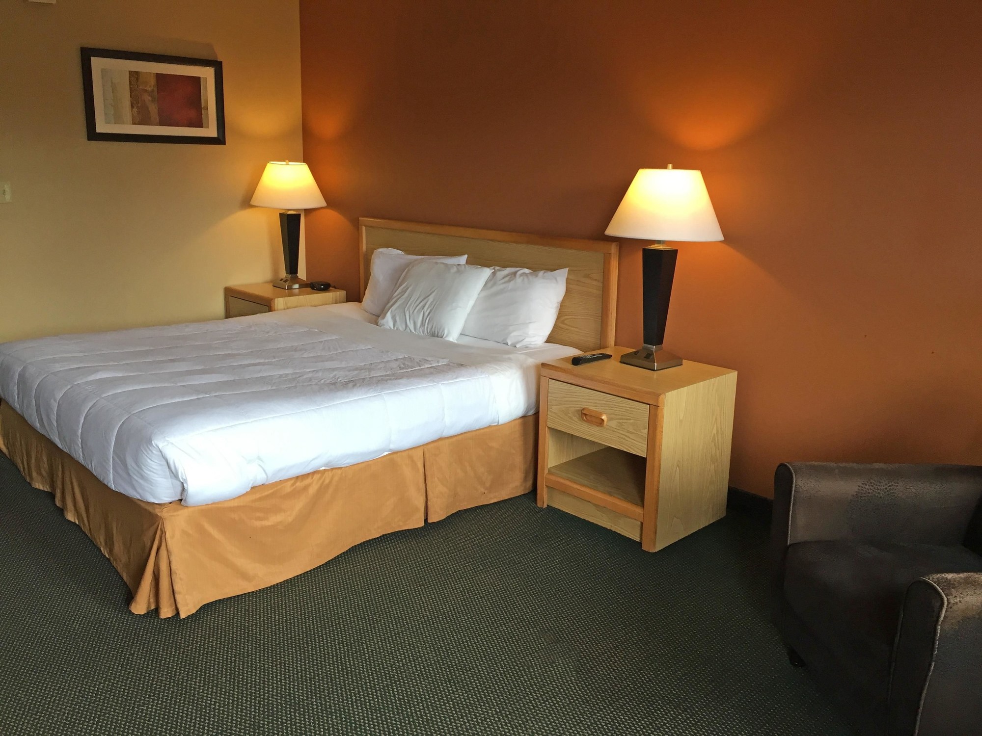 Americas Best Value Inn & Suites St. Marys
