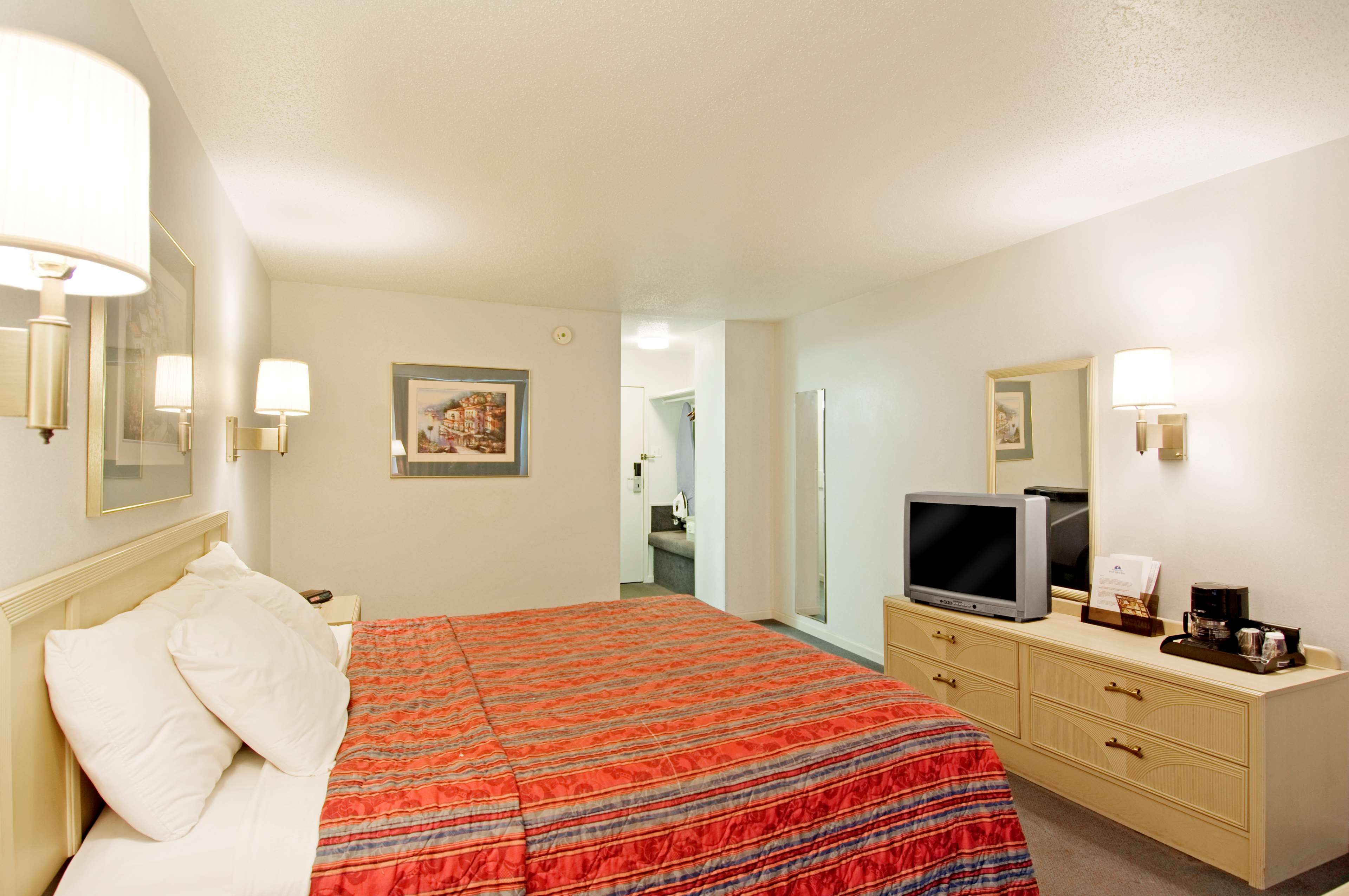 Days Inn by Wyndham Sandusky / Cedar Point