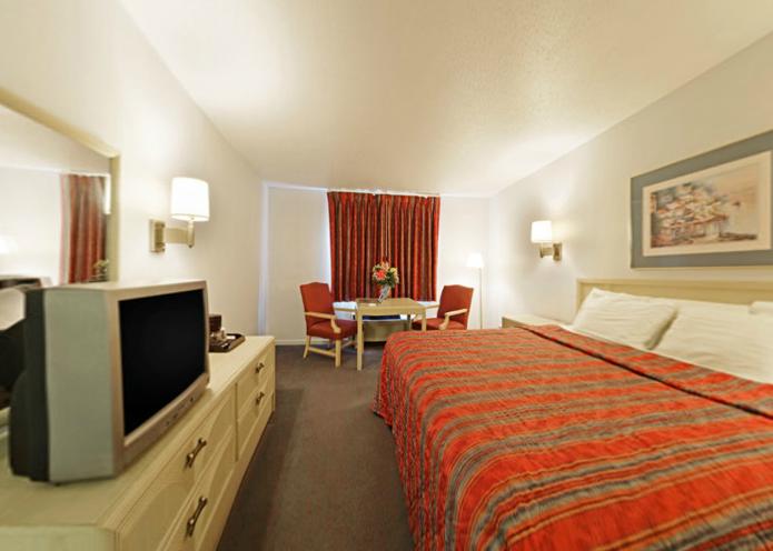 Days Inn by Wyndham Sandusky / Cedar Point