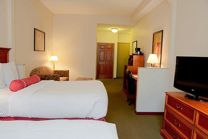 Best Western Plus Sandusky Hotel & Suites