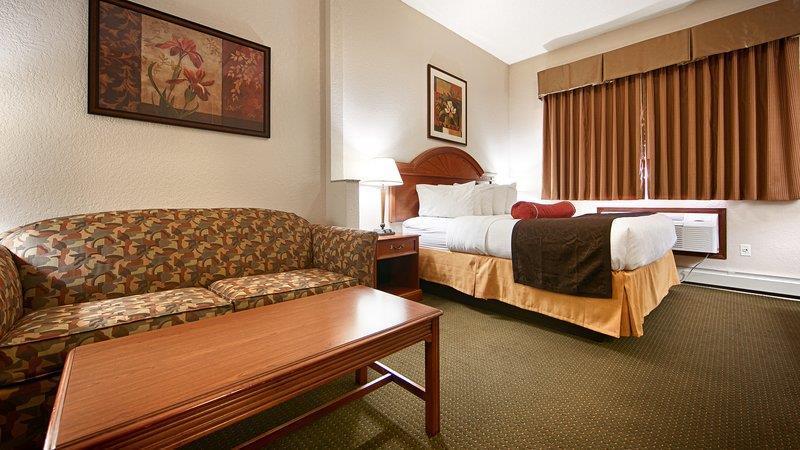 Best Western Plus Sandusky Hotel & Suites