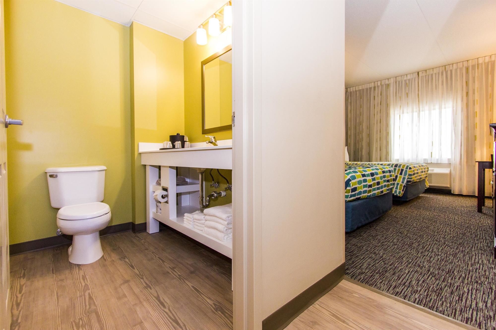 Cedar Point's Express Hotel