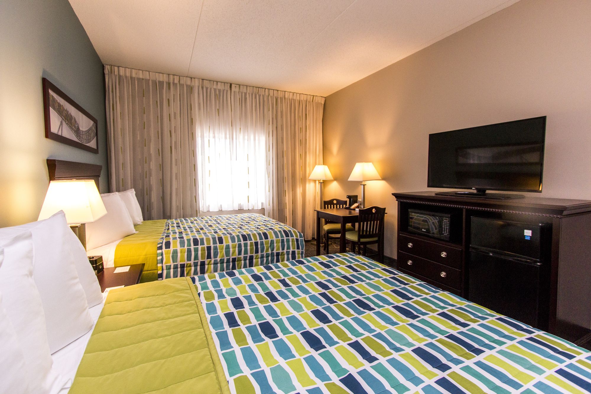 Cedar Point's Express Hotel