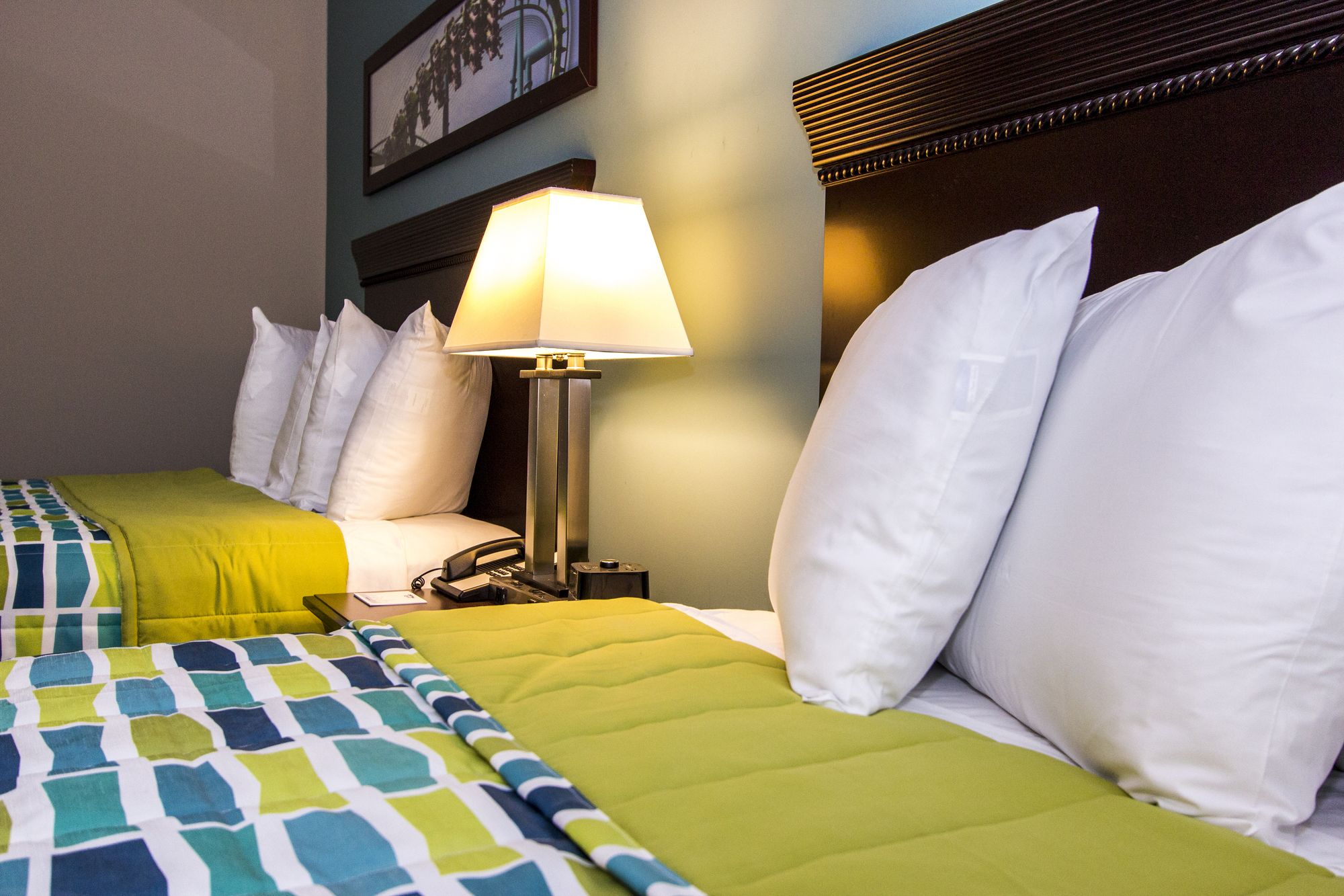 Cedar Point's Express Hotel