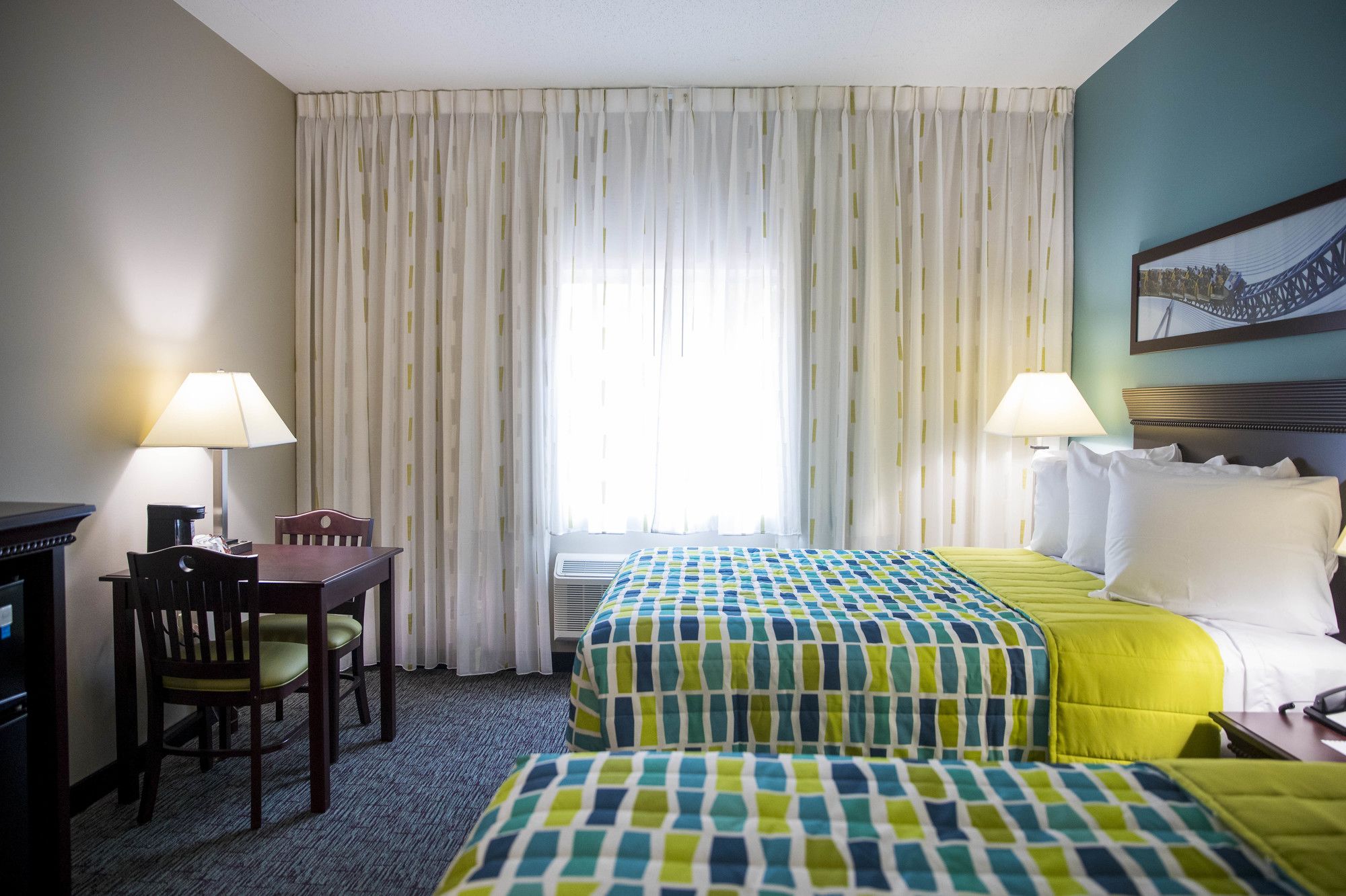 Cedar Point's Express Hotel