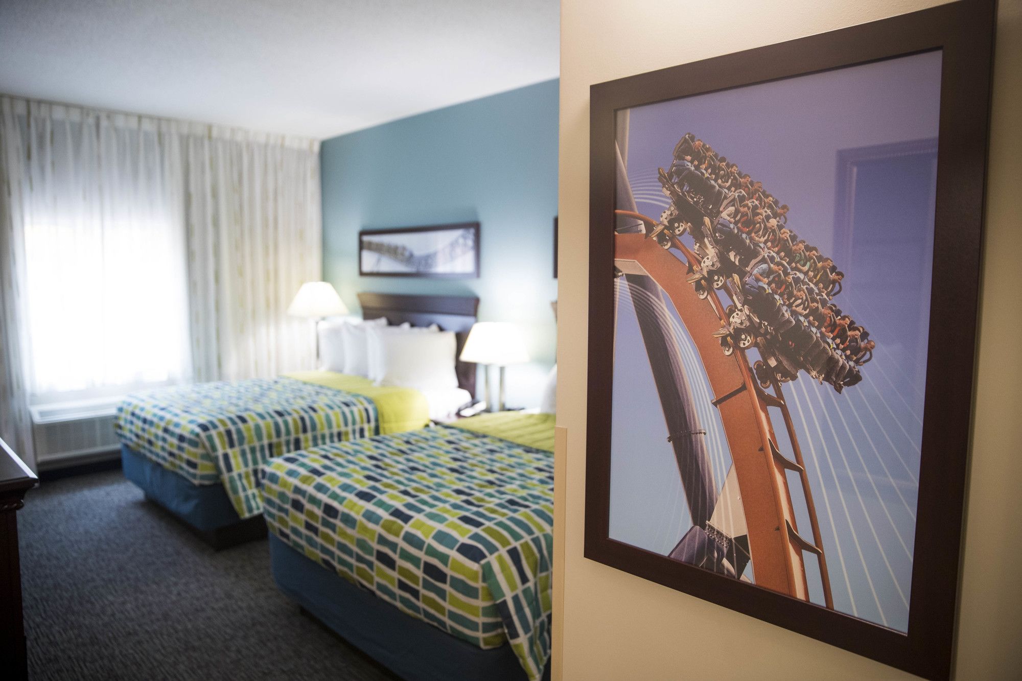 Cedar Point's Express Hotel