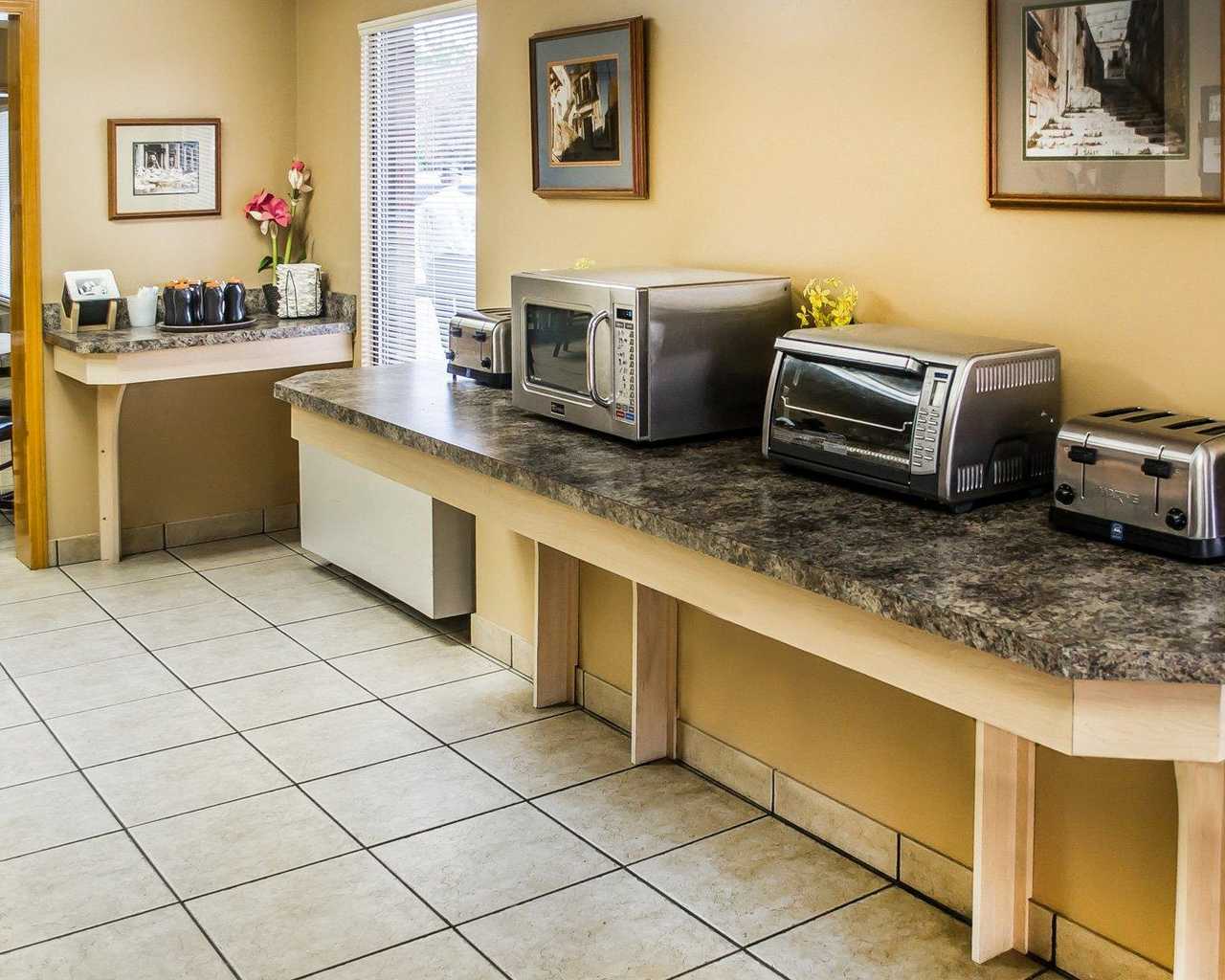 Super 8 By Wyndham Sandusky