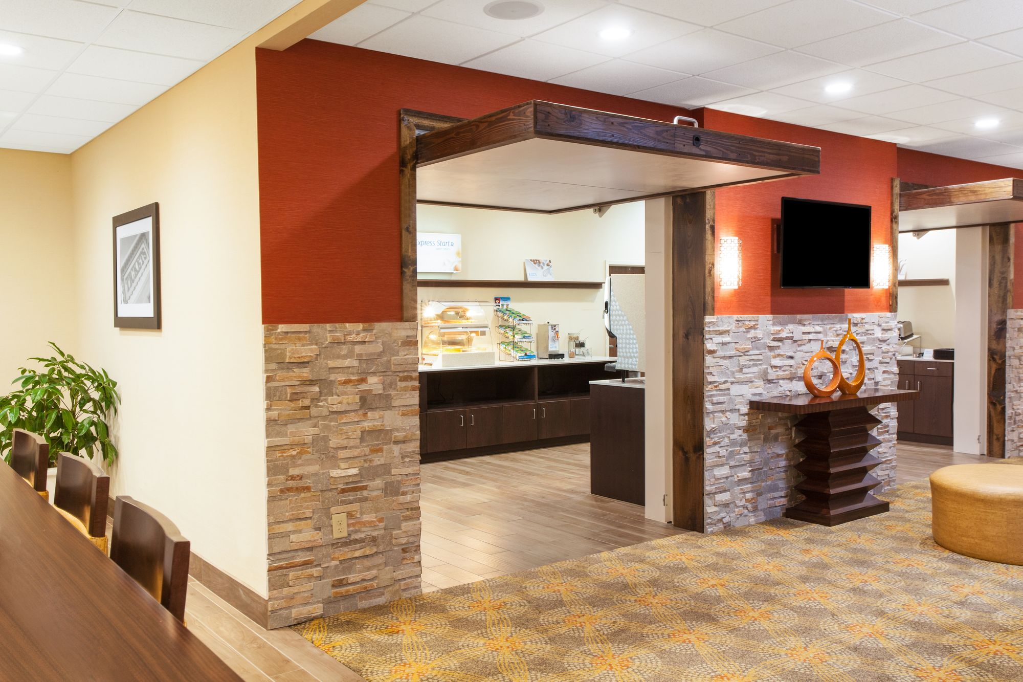 Holiday Inn Express & Suites Sandusky