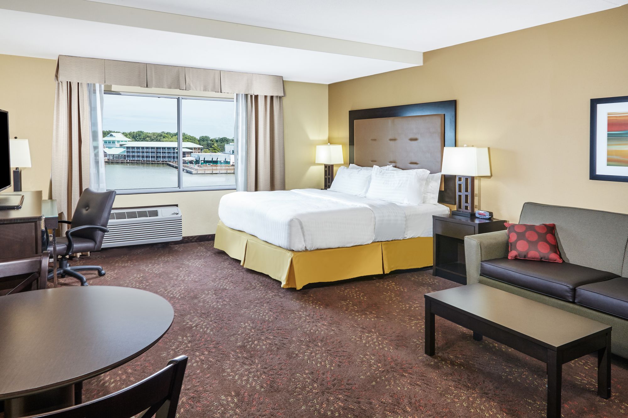Holiday Inn Express & Suites Sandusky