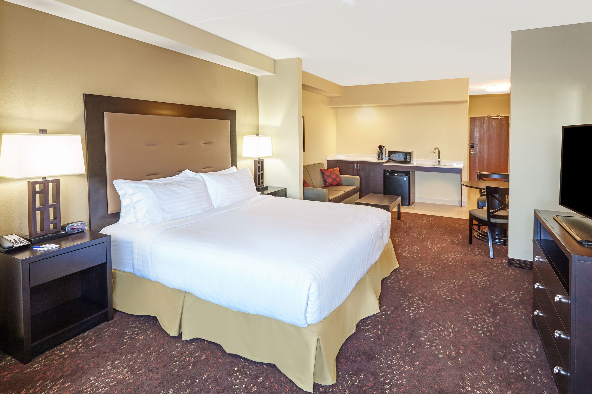 Holiday Inn Express & Suites Sandusky