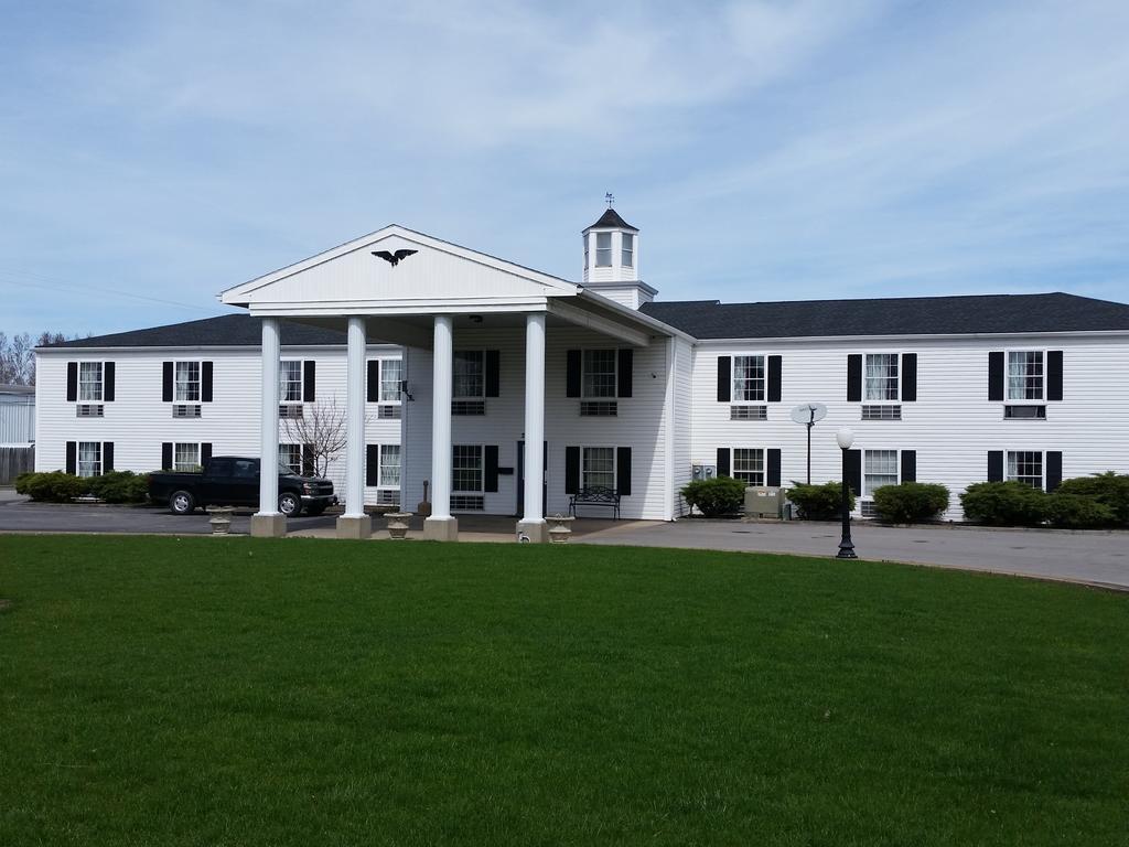 Knights Inn Sandusky