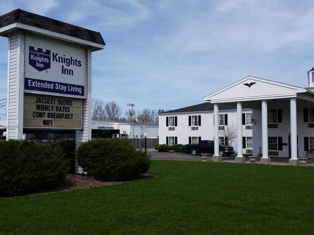 Knights Inn Sandusky