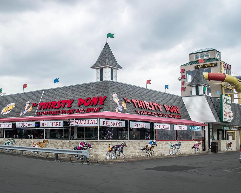 Cedar Stables Inn and Suites