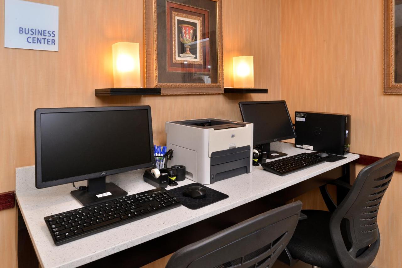 Comfort Inn & Suites