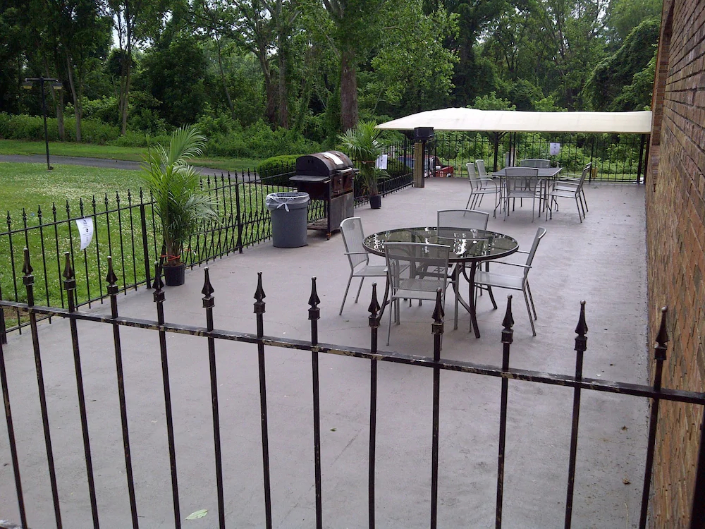 Country Hearth Inn & Suites South Point