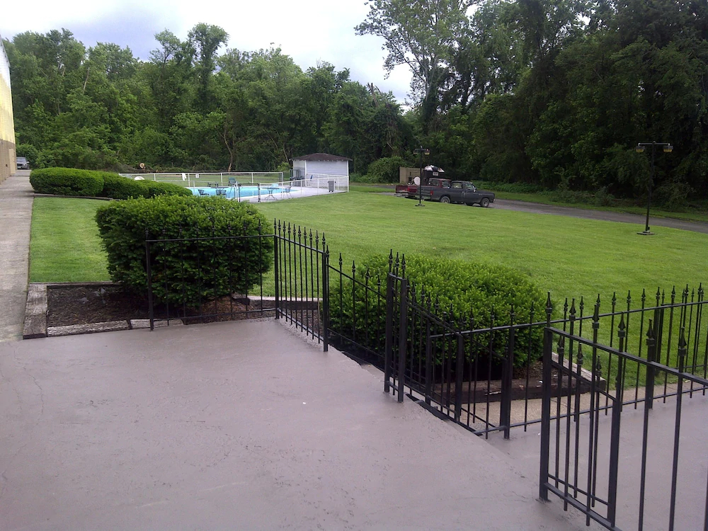 Country Hearth Inn & Suites South Point