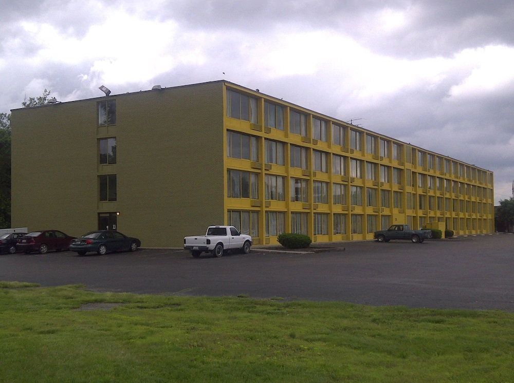 Country Hearth Inn & Suites South Point