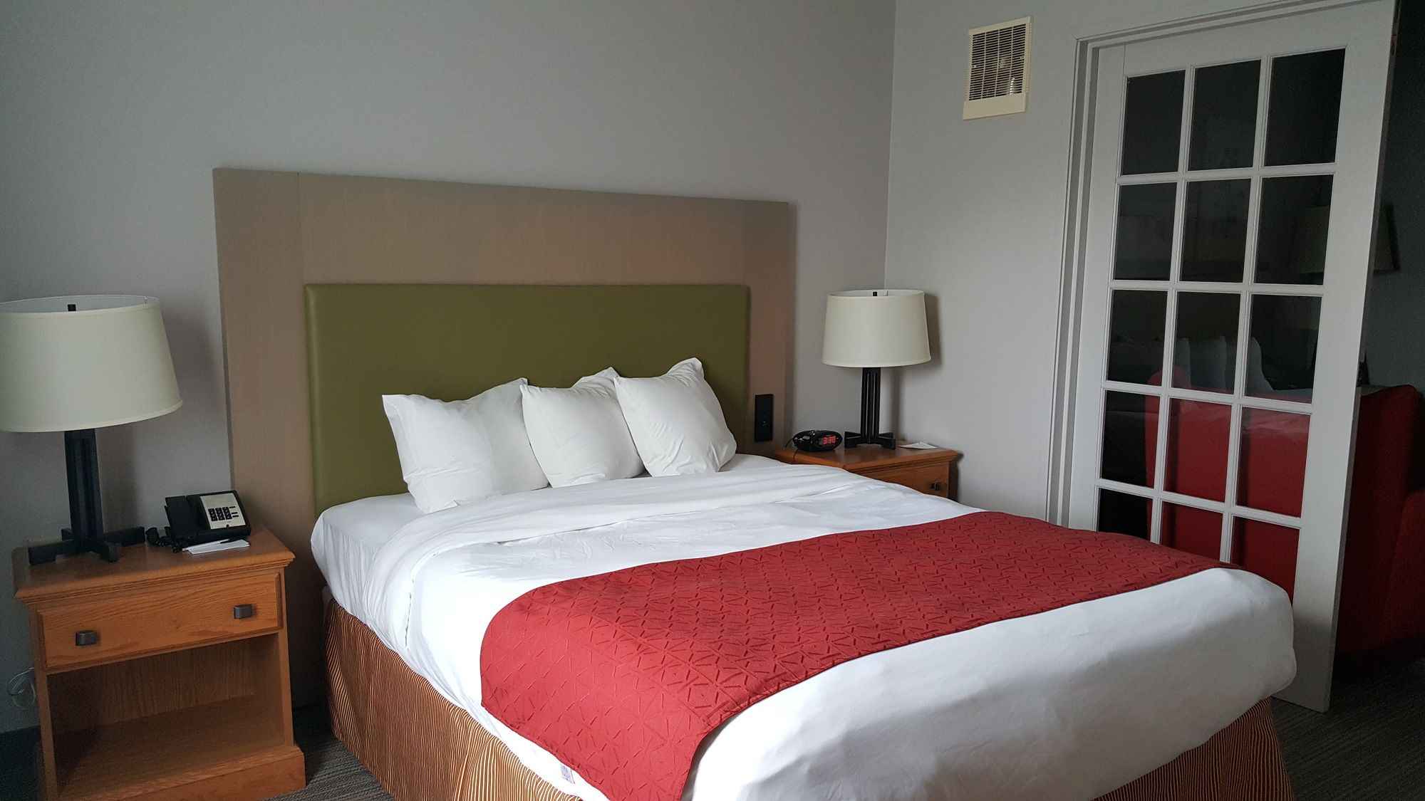 Country Inn & Suites by Radisson, Springfield, OH