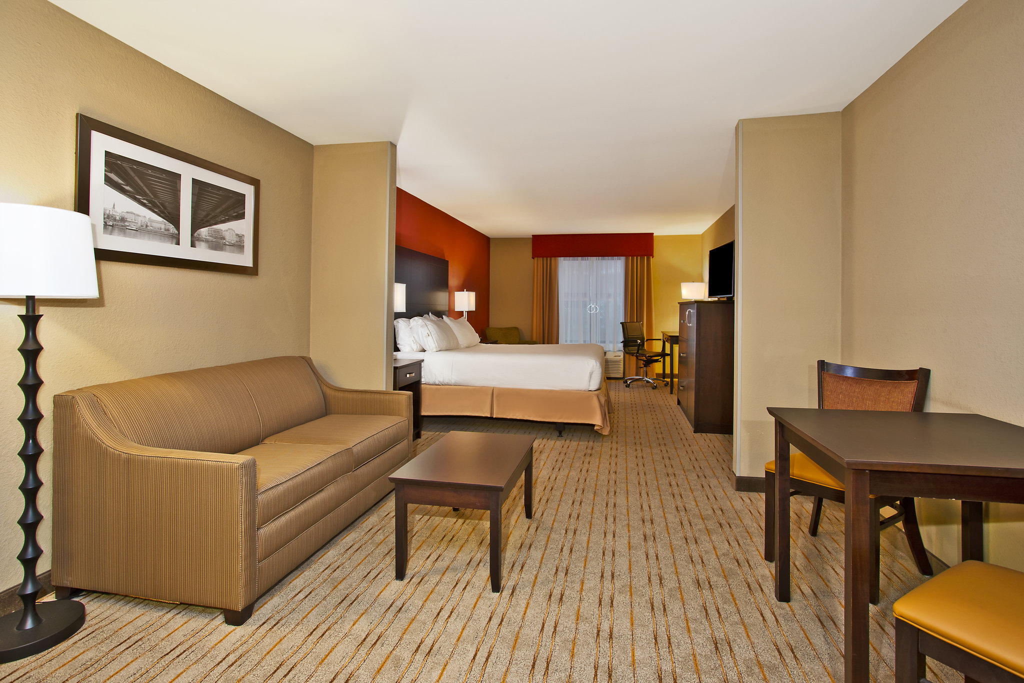 Holiday Inn Express & Suites Springfield Dayton Area