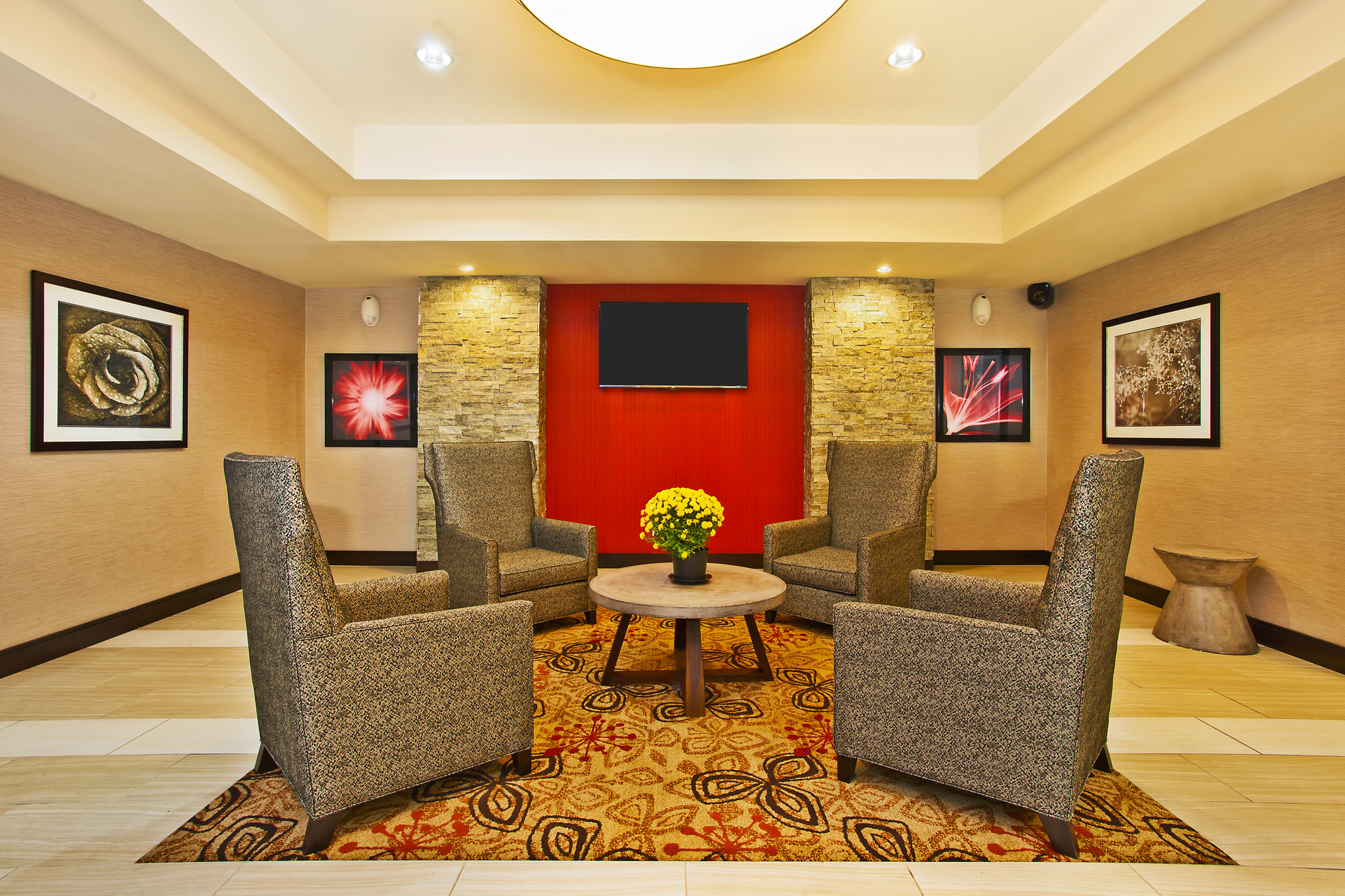 Holiday Inn Express & Suites Springfield Dayton Area