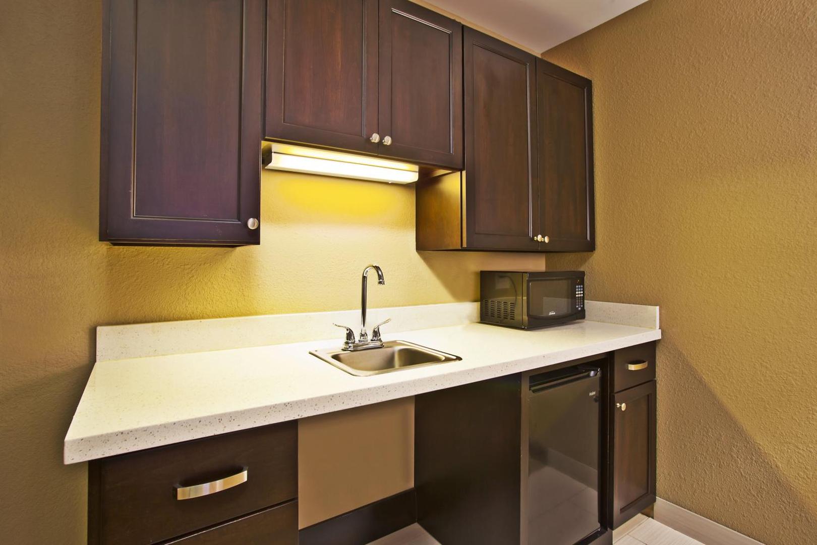 Holiday Inn Express & Suites Springfield Dayton Area