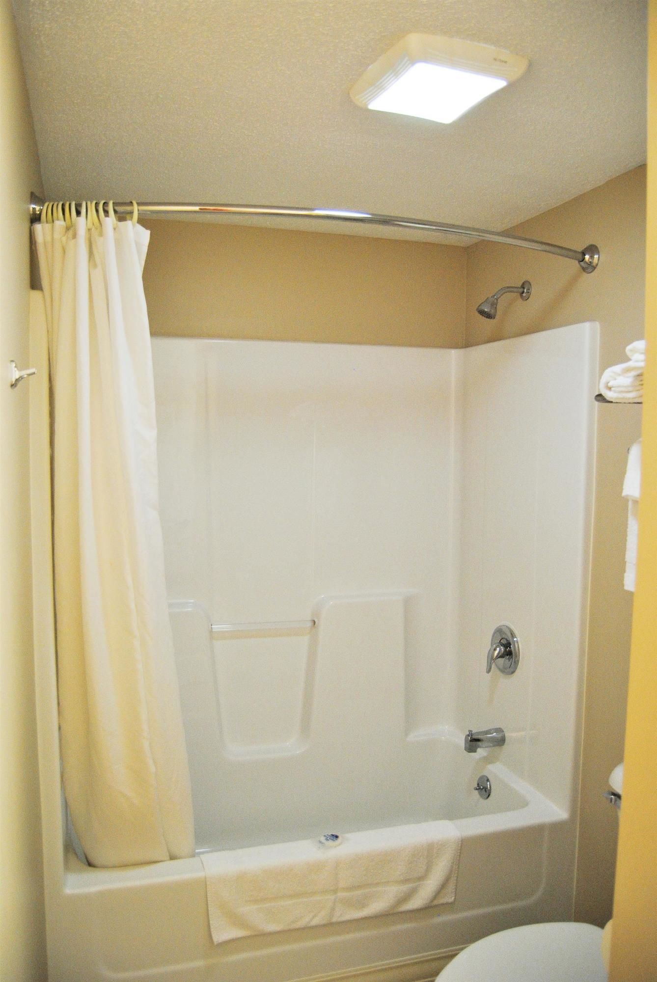 Americas Best Value Inn St. Clairsville Wheeling