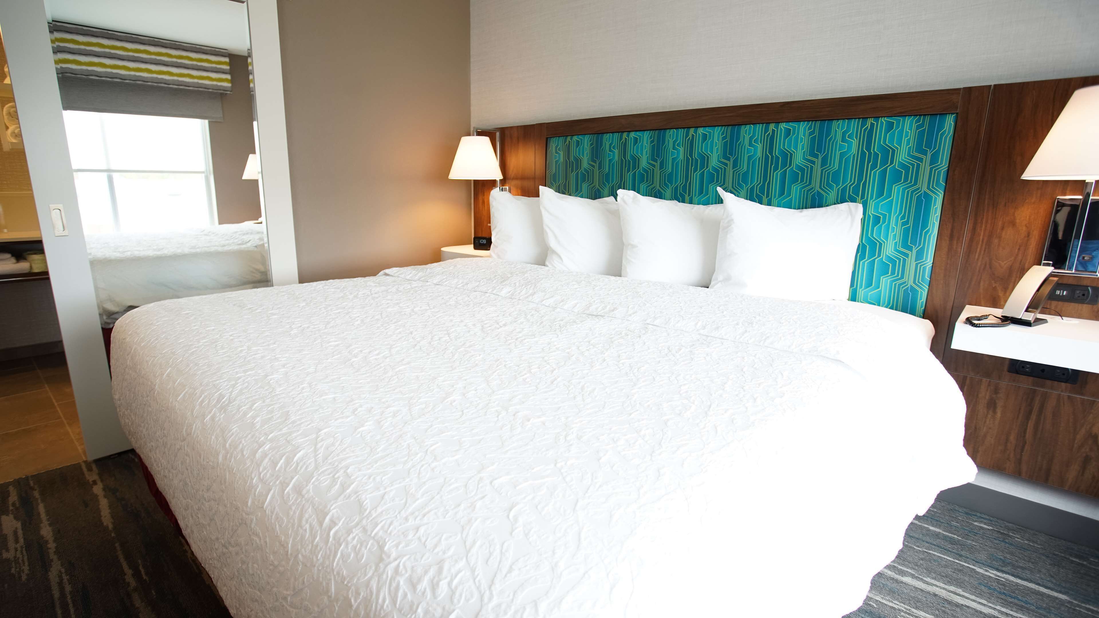 Hampton Inn & Suites St. Clairsville