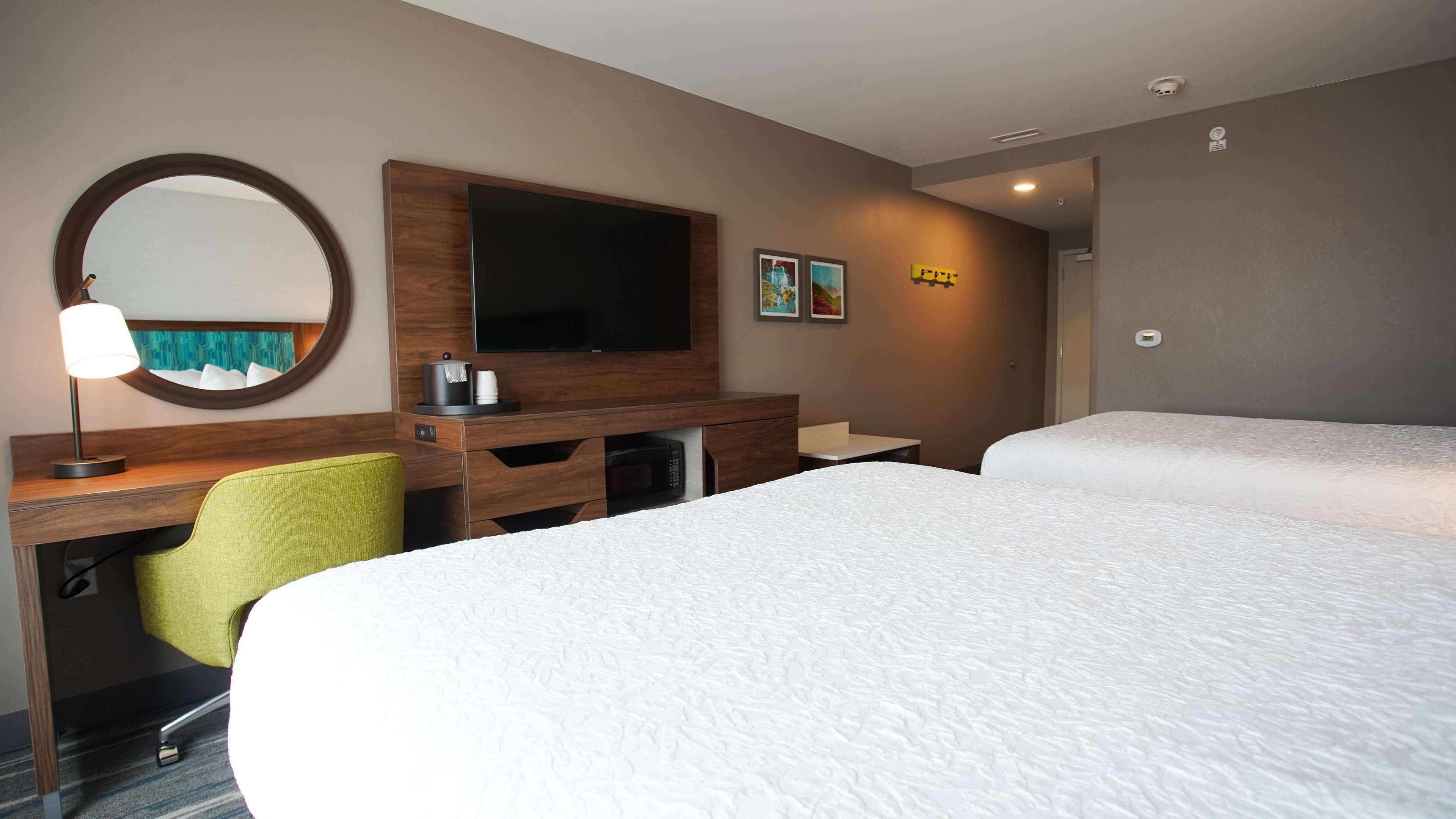 Hampton Inn & Suites St. Clairsville