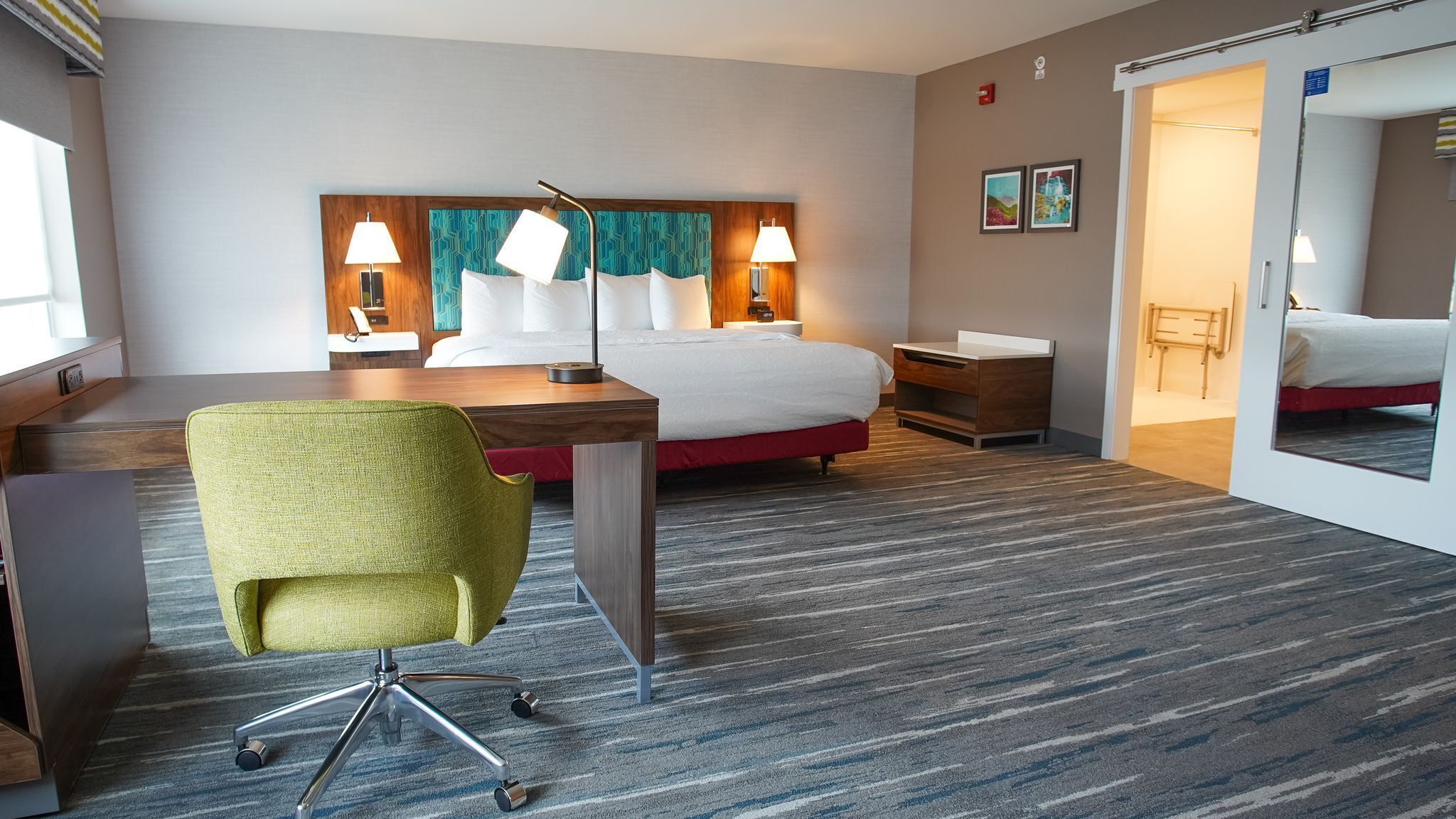 Hampton Inn & Suites St. Clairsville