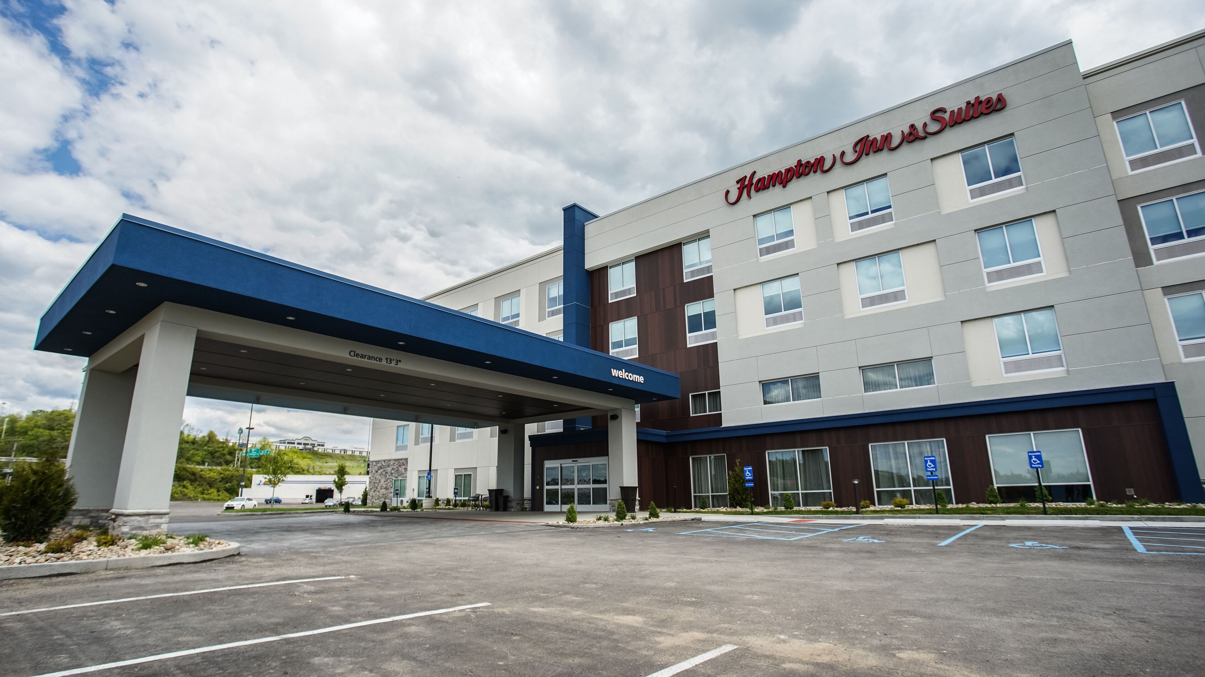 Hampton Inn & Suites St. Clairsville