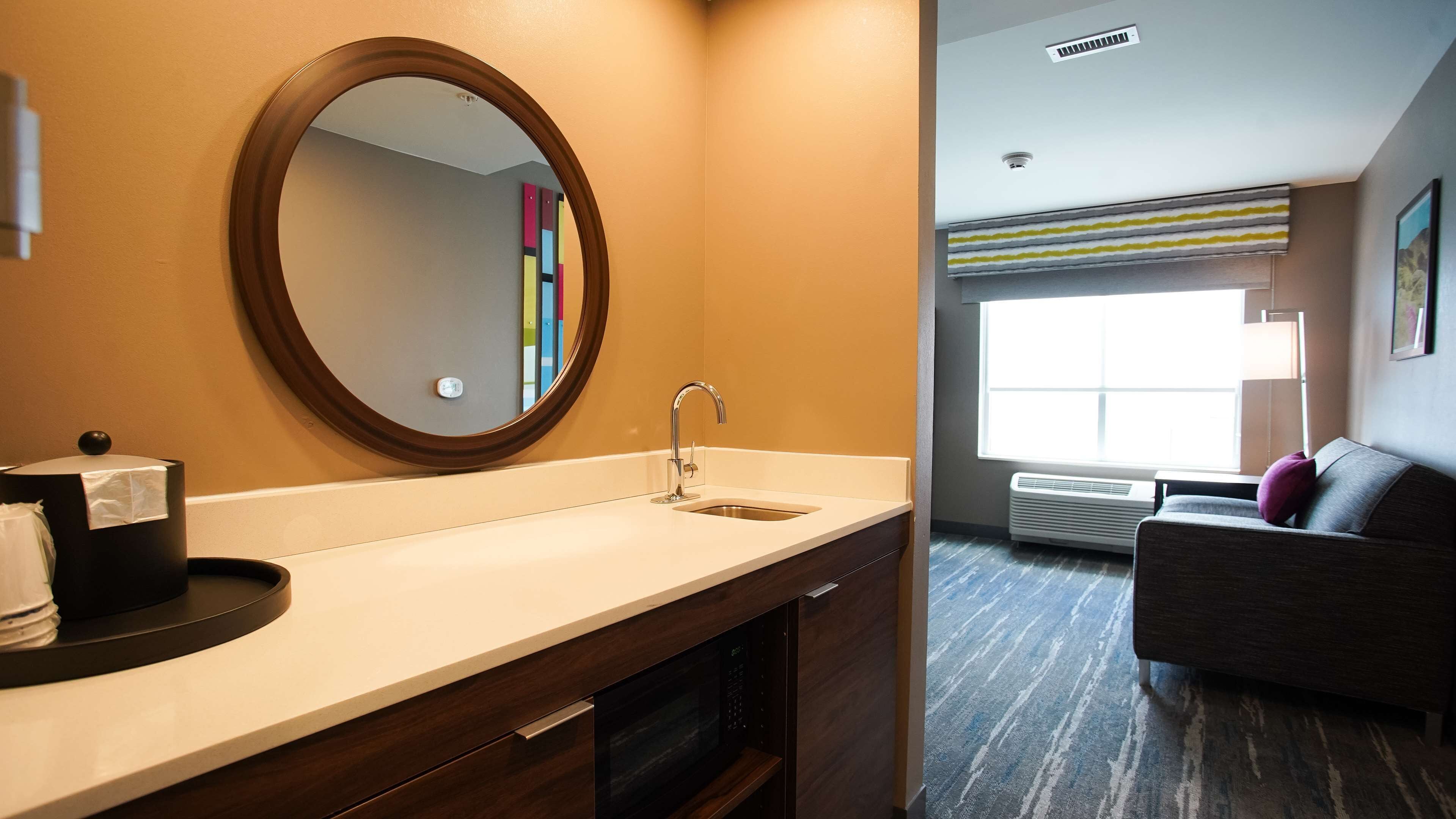 Hampton Inn & Suites St. Clairsville