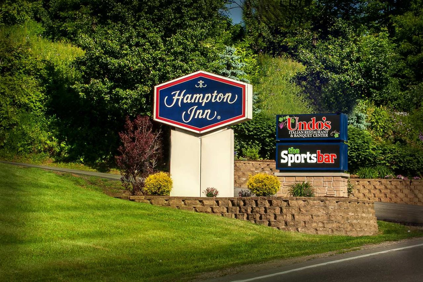Wingate by Wyndham St. Clairsville/Wheeling