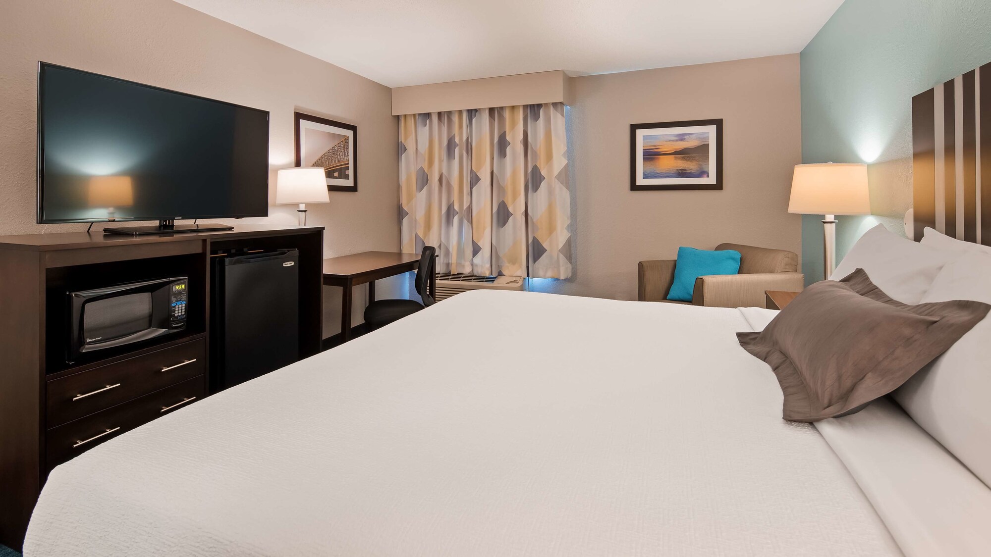 Best Western St. Clairsville Inn & Suites