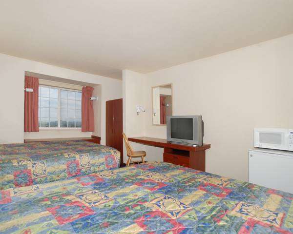 Knights Inn & Suites St Clairesville