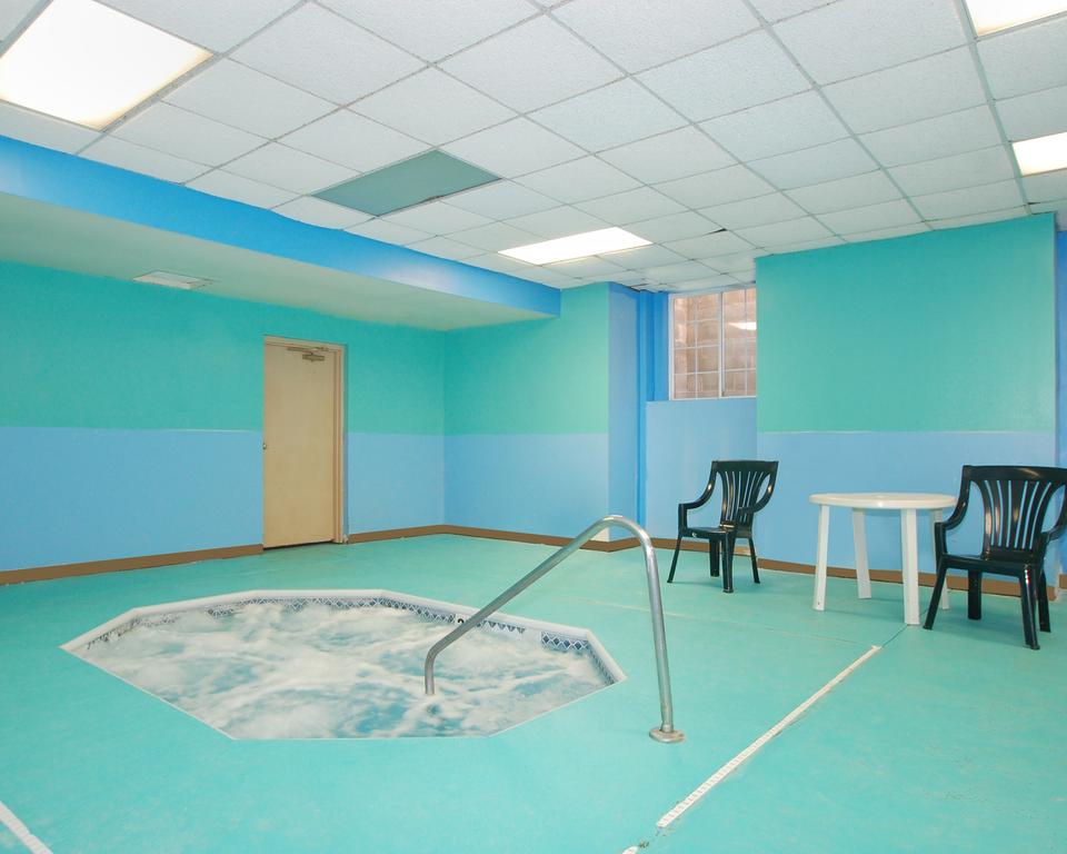 Knights Inn & Suites St Clairesville