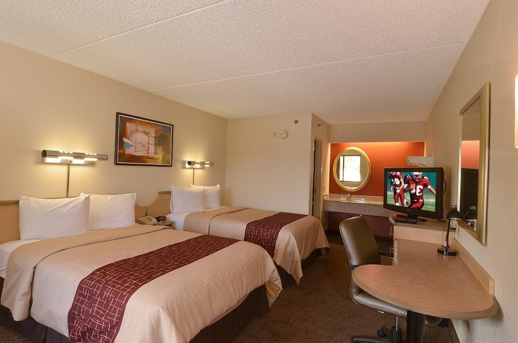 Red Roof Inn St Clairsville - Wheeling West