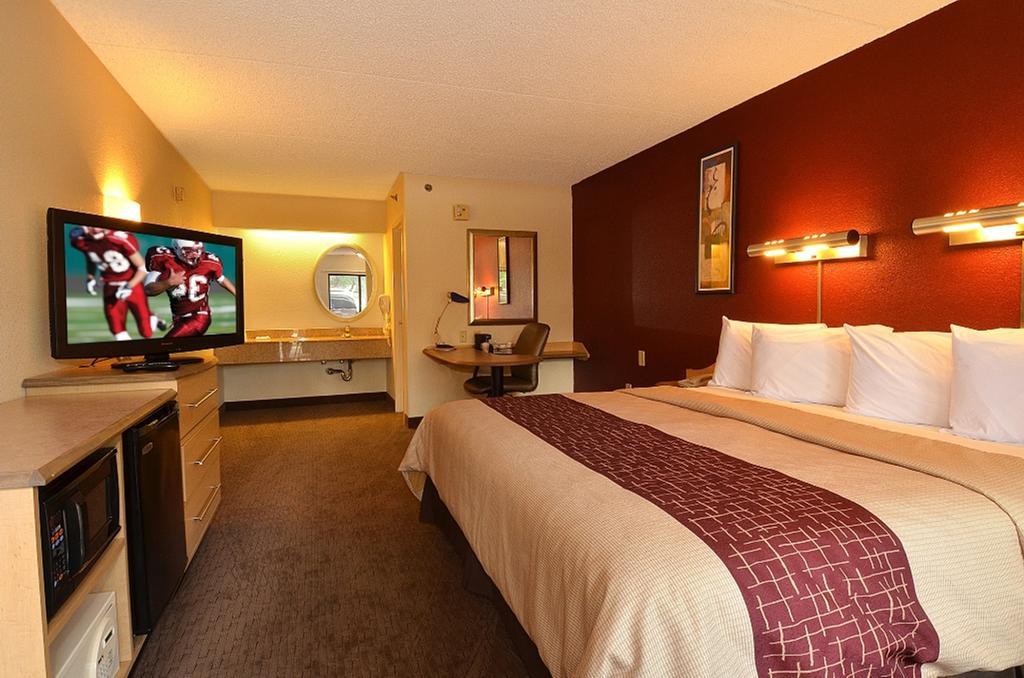 Red Roof Inn St Clairsville - Wheeling West