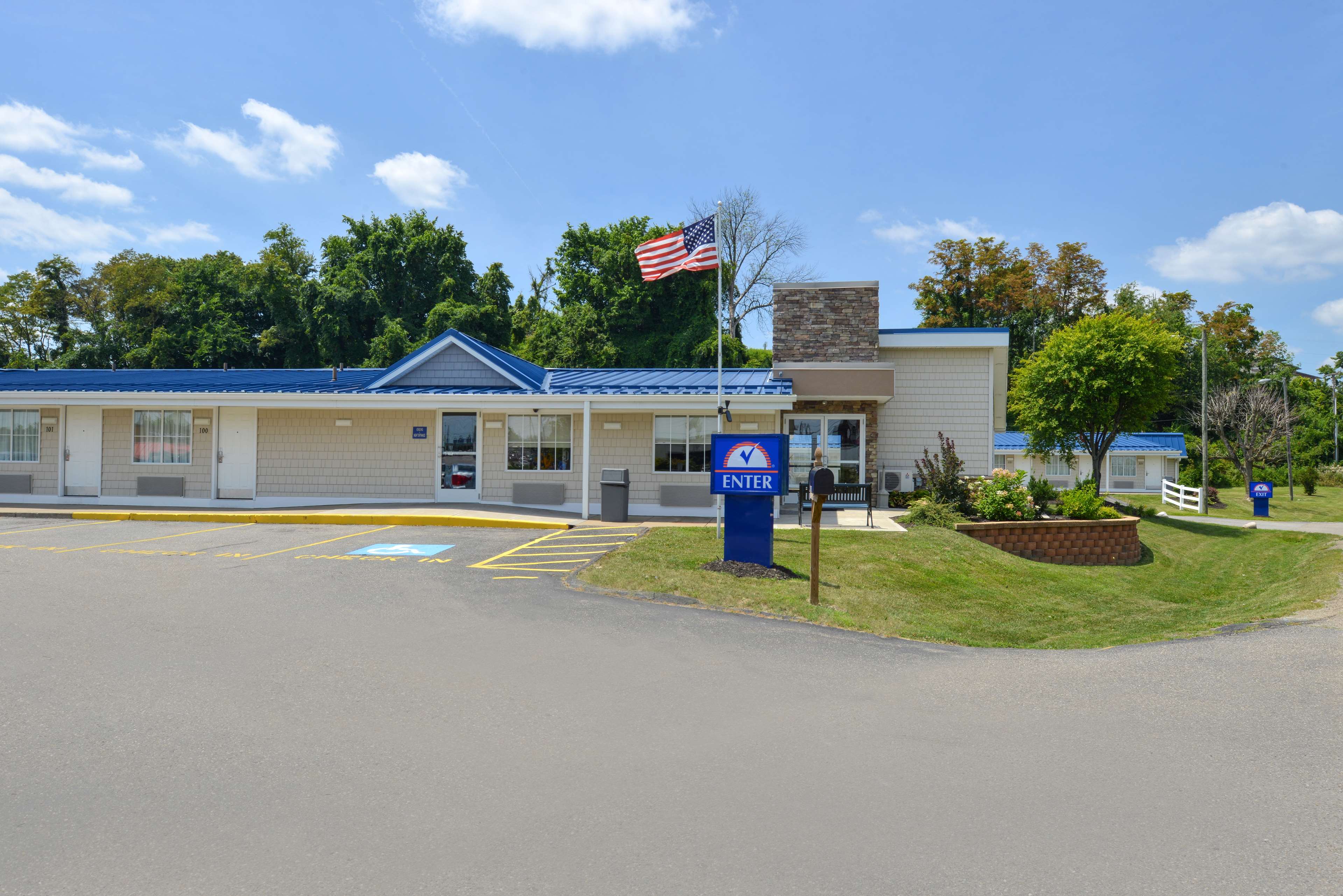 Americas Best Value Inn St. Clairsville Wheeling