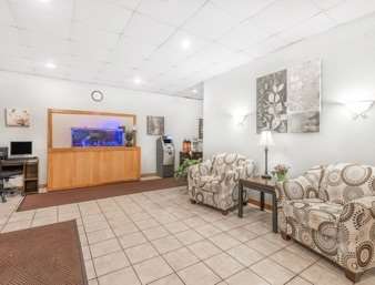 Days Inn by Wyndham St Clairsville