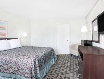Days Inn by Wyndham St Clairsville